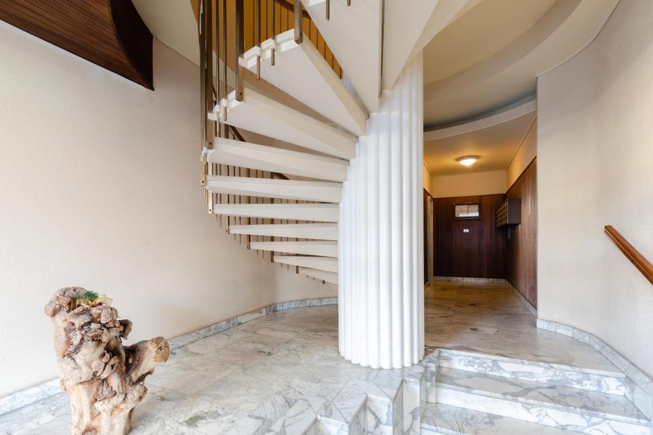 110 - Casa Sole Vista Mare, In Centro 100 Metri Spiaggia Apartment Bordighera Exterior photo